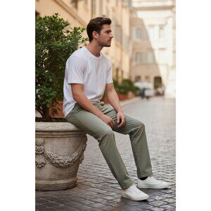 Cesare Attolini Green Chino Pants Size 34. New With Tags.